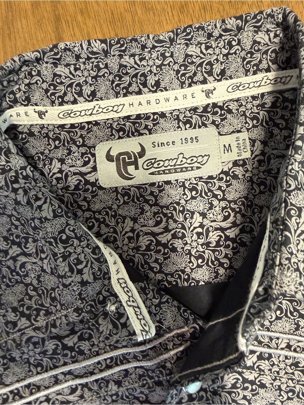 Cowboy Hardware Men’s Black & White Floral Button-Down Shirt